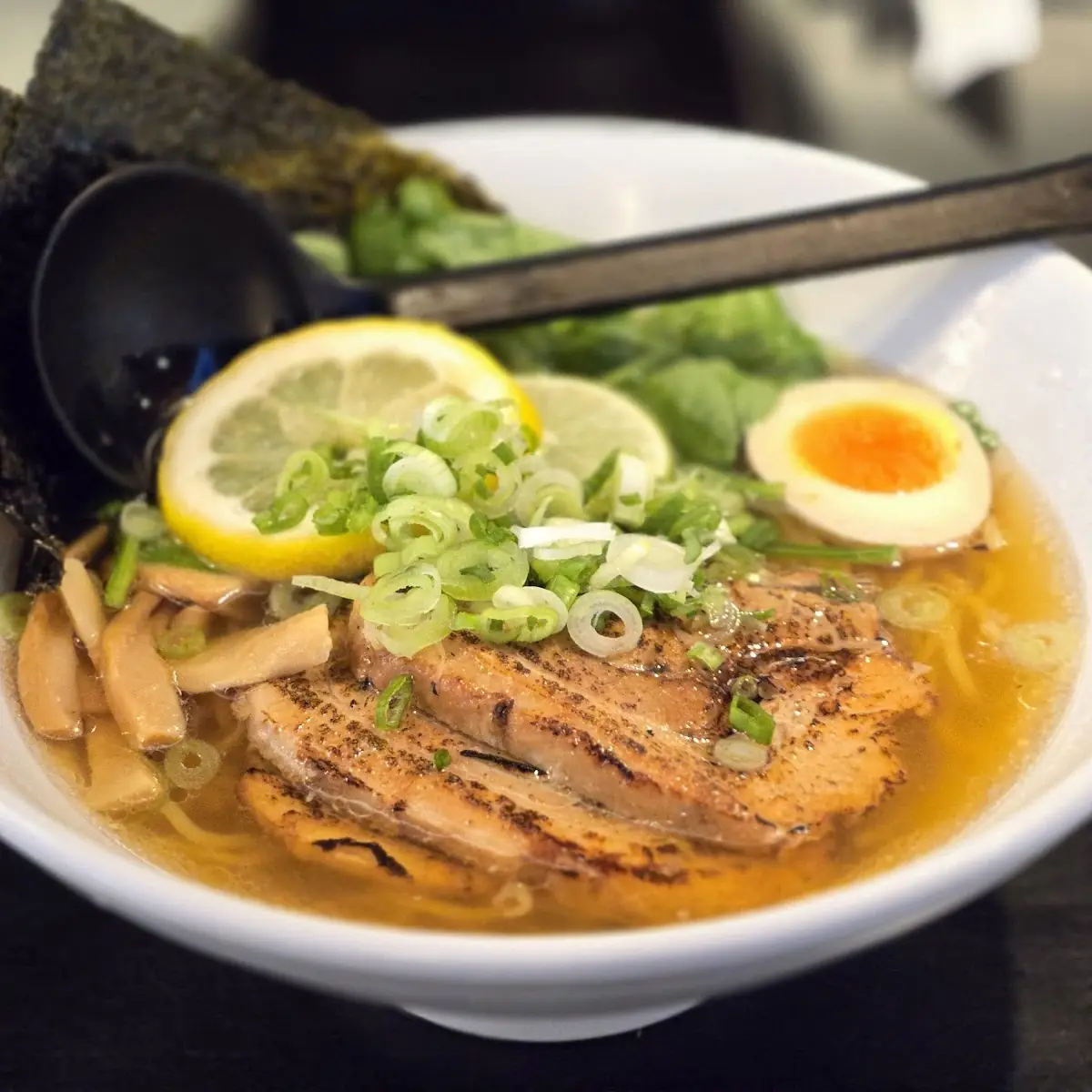 Shoyu Ramen 醤油ラ メン